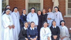 Visitors_group-smjpg