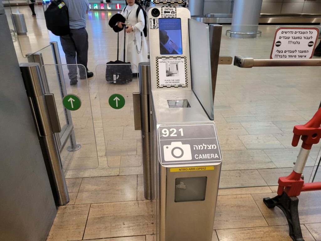 01f2f559-b213-46d8-bbd6-ecbd606ee864