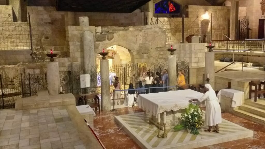 6b27a1fa-6cfe-43b1-b594-26280fc63c78