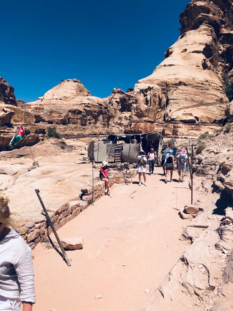 9345ff77-55fe-4f63-8d95-88189ee6e2fb