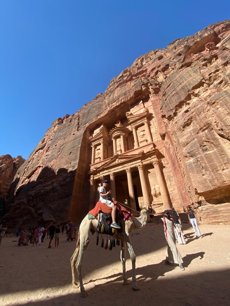 b116e824-6262-4de4-869c-3ed6d2ab3b99