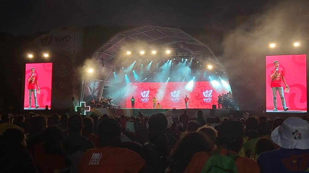 d21fe800-026c-41ef-b943-923e9ea517ca