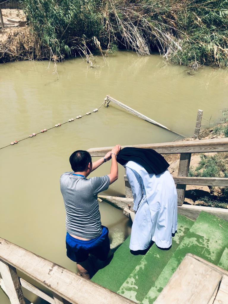 eb9d16c8-77dc-4147-8b35-aa141d824192